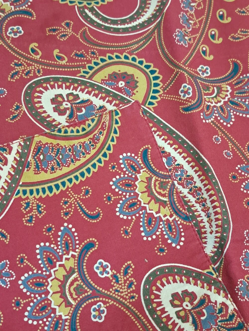 Pottery Barn Red Paisley Jacobean Placemats Set of 4
